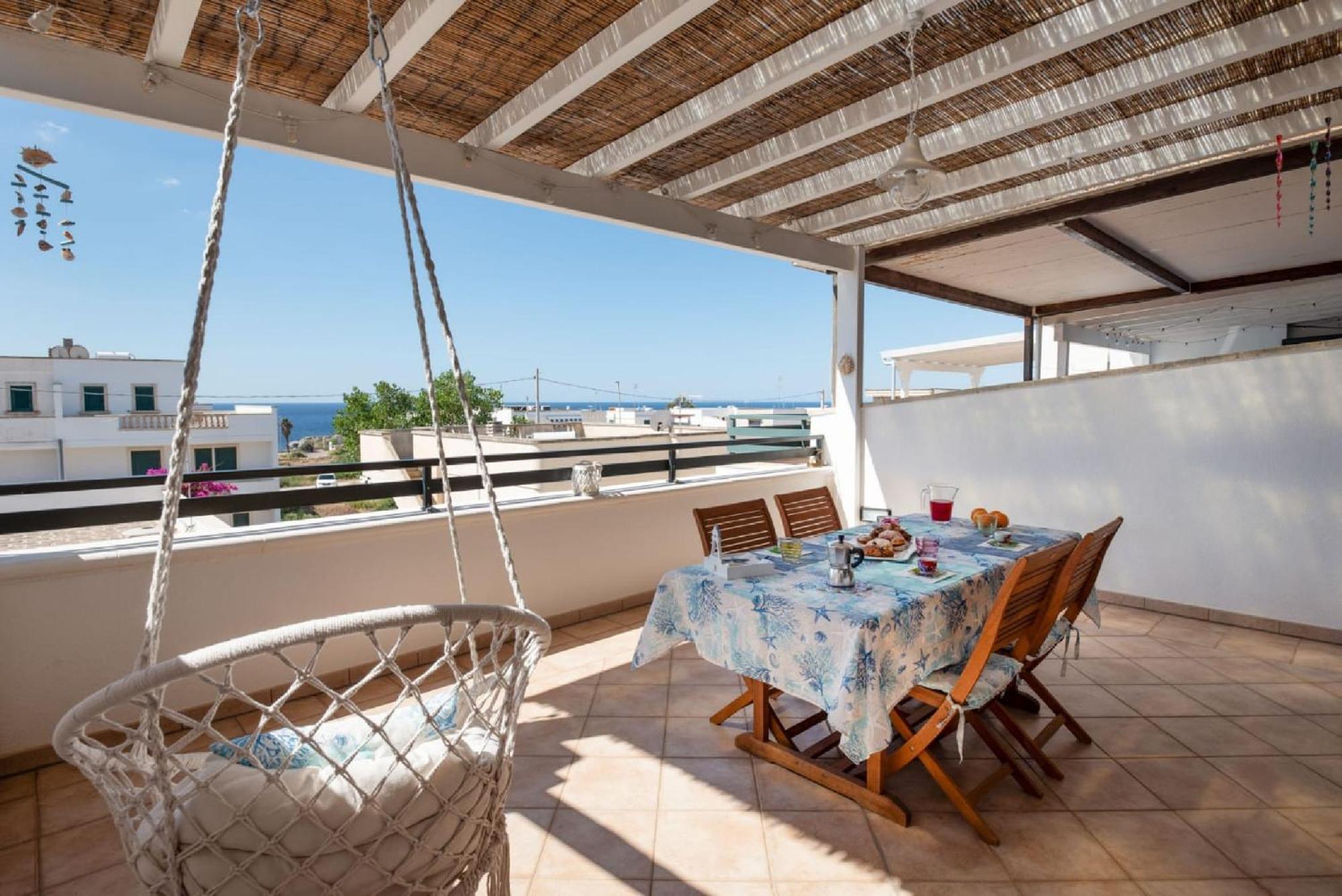 Casa Vacanze Orlando - Con Veranda Vista Mare a 200M dal Mare Santa Maria di Leuca Exterior foto